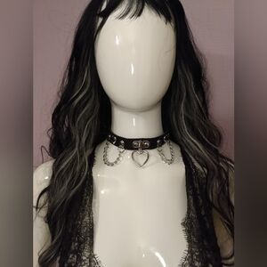 Sexy Choker Black Adjustable With Silver Hearts Chains and Buckle
